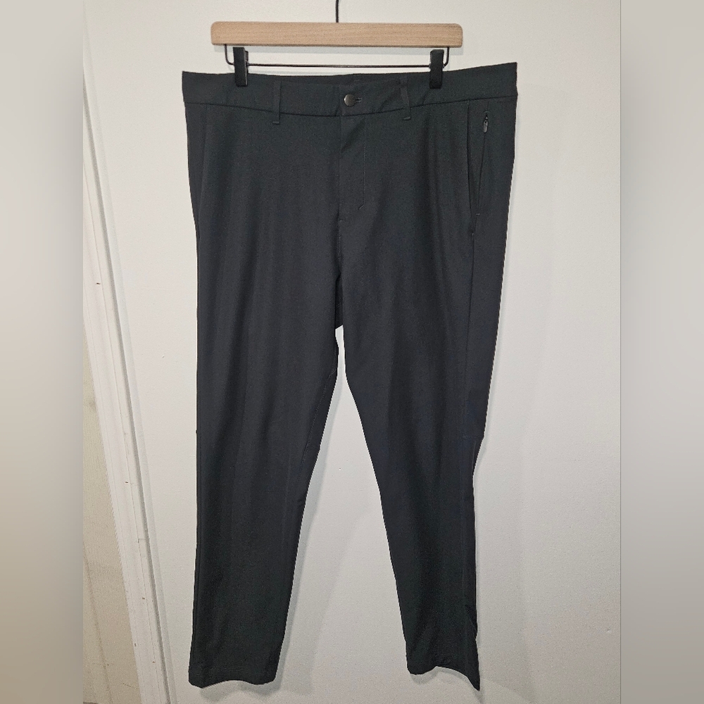 Lululemon Men's Commission Classic Fit Straight Leg Performance Pants Size 36/30